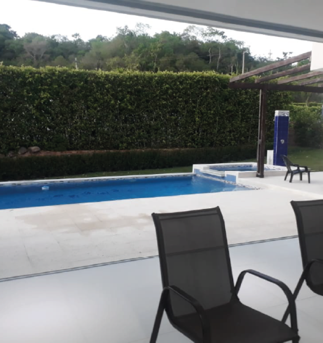 Mesa de trabajo 12
