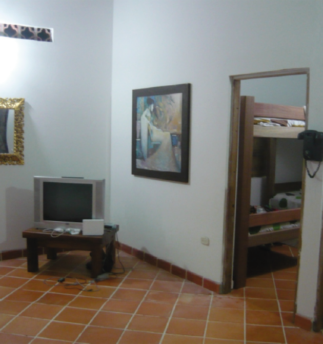 Mesa de trabajo 25