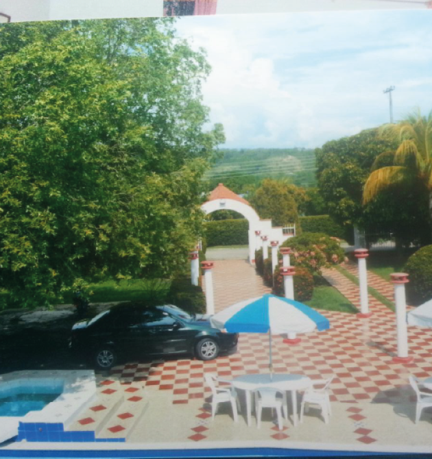Mesa de trabajo 3