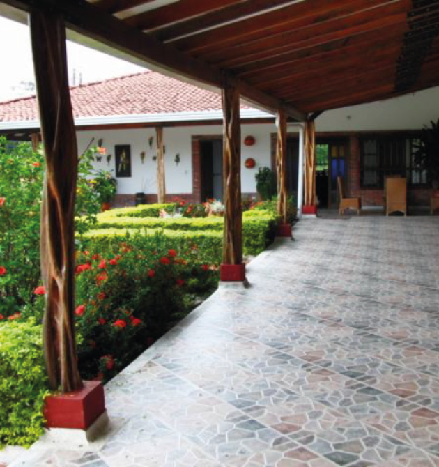 Mesa de trabajo 3
