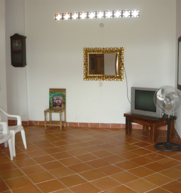Mesa de trabajo 8